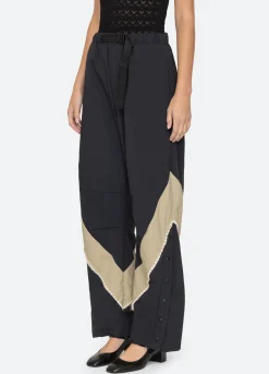 Sea New York Bottoms><noscript><img width=